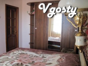 Rent 2komn. Street apartment. Gradusova - Apartments for daily rent from owners - Vgosty