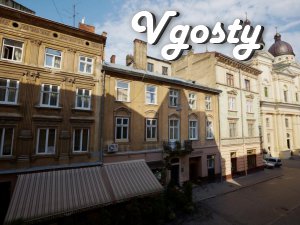 Затишна квартира в центрі міста - Квартири подобово без посередників - Vgosty