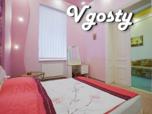 10 хв . до пл . Ринок. Івана Франка 51а - Квартири подобово без посередників - Vgosty