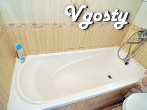 8 хв. до пл.Ринок - Квартири подобово без посередників - Vgosty