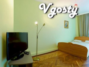 Історичний центр, свіжий ремонт - Квартири подобово без посередників - Vgosty