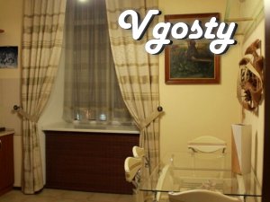 Вид з вікна на Оперний театр. - Квартири подобово без посередників - Vgosty