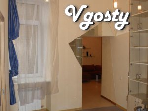 Центр, вул.Воровського - Квартири подобово без посередників - Vgosty