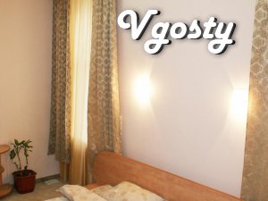 Трикімнатна квартира ЛЮКС З САУНОЮ - Квартири подобово без посередників - Vgosty