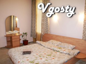 Трикімнатна квартира ЛЮКС З САУНОЮ - Квартири подобово без посередників - Vgosty