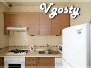 2к.кв. подобово в центрі міста - Квартири подобово без посередників - Vgosty