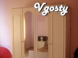 3-х.к.ул.Дарвіна, 19 - Квартири подобово без посередників - Vgosty