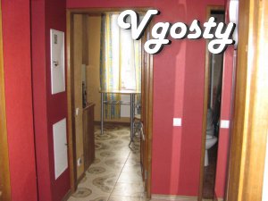 Rent one OWN 2-room apartment in the center, renovated. - Apartments for daily rent from owners - Vgosty