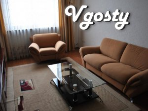 3-bedroom st. Peoples' Friendship 246 - Apartments for daily rent from owners - Vgosty