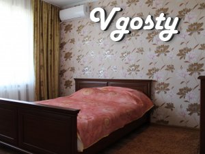 Видова двокімнатна у Парку Перемоги - Квартири подобово без посередників - Vgosty