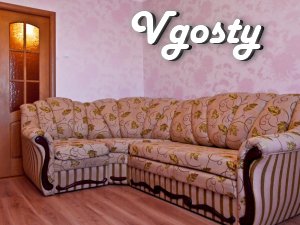 The apartment is near the center of Kharkov on the street. Academica - Apartments for daily rent from owners - Vgosty