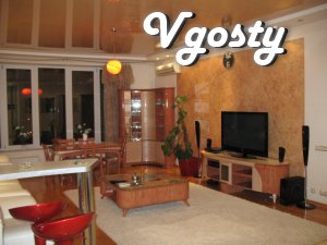 V.I.P. Apartments in a luxury apartment house panoramic - Apartments for daily rent from owners - Vgosty