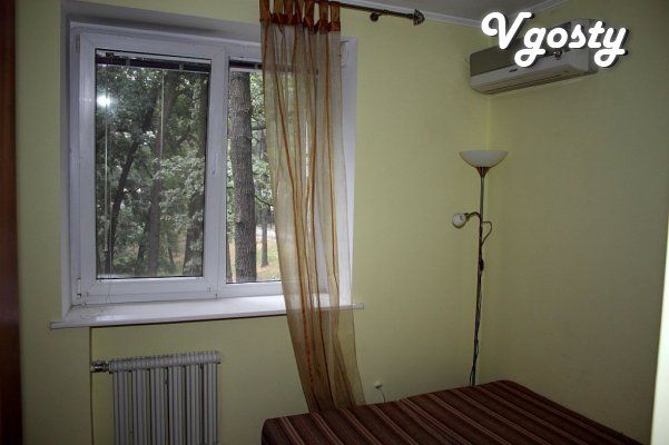 Rent by the day, no commission, 3komn, Metro Nivki "Expoplaza&quo - Apartments for daily rent from owners - Vgosty