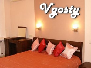 Отличная двухкомнатная квартира (56 кв.м) для четырех человек - Квартири подобово без посередників - Vgosty