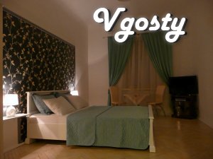 Квартира подобово біля площі Ринок - Квартири подобово без посередників - Vgosty