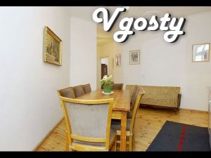 A retro apartment with a roaring royal - Apartments for daily rent from owners - Vgosty