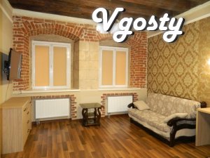 Апартаменти на пл.Ринок - Квартири подобово без посередників - Vgosty