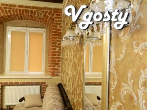 Апартаменти на пл.Ринок - Квартири подобово без посередників - Vgosty