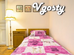 2 кімнатна квартира в центрі - Квартири подобово без посередників - Vgosty